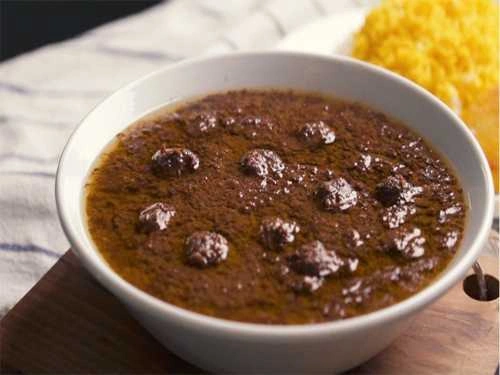 طرز تهیه فسنجون مجلسی و اصیل ایرانی | رازهای جاافتادن فسنجون خوش رنگ و خوش طعم