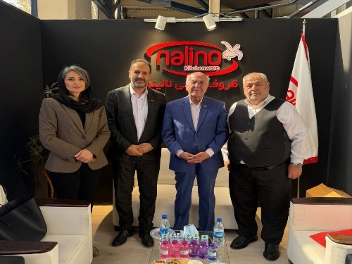 بازدید آقای بهروز فروتن از غرفه نالینو در بیست‌ و پنجمین نمایشگاه بین‌المللی لوازم خانگی تهران